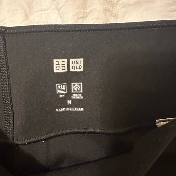 Black leggings - Picture 2 of 2